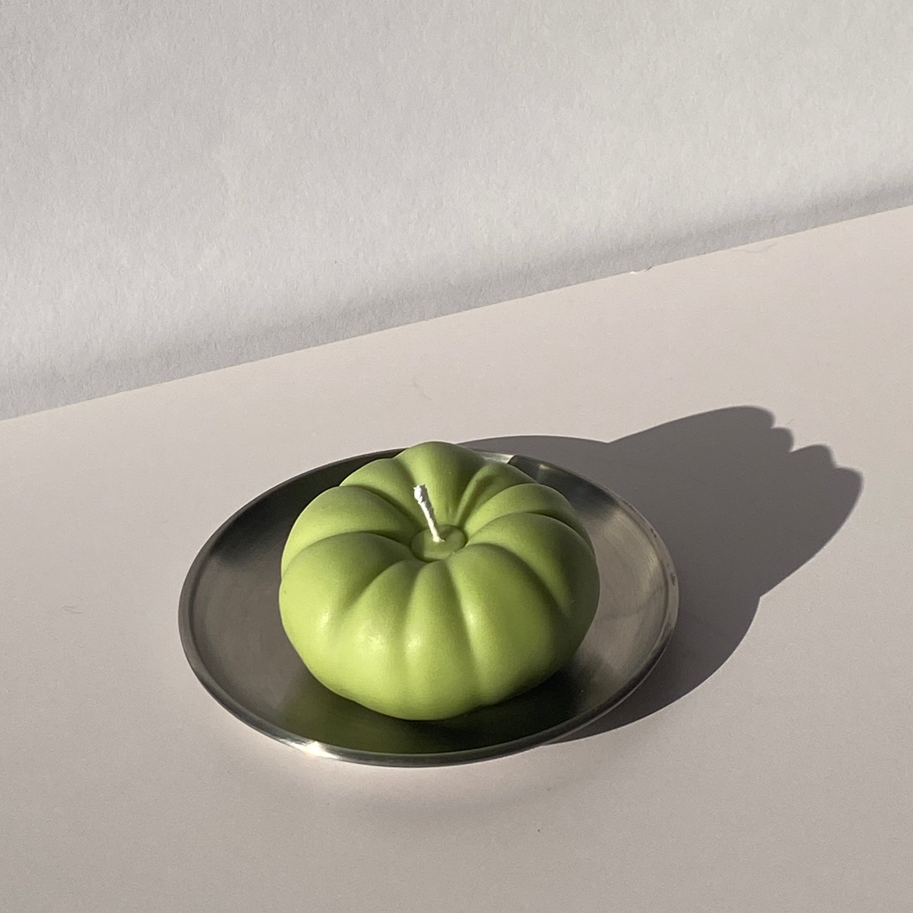 Heirloom-Tomato-Candle-Green-1