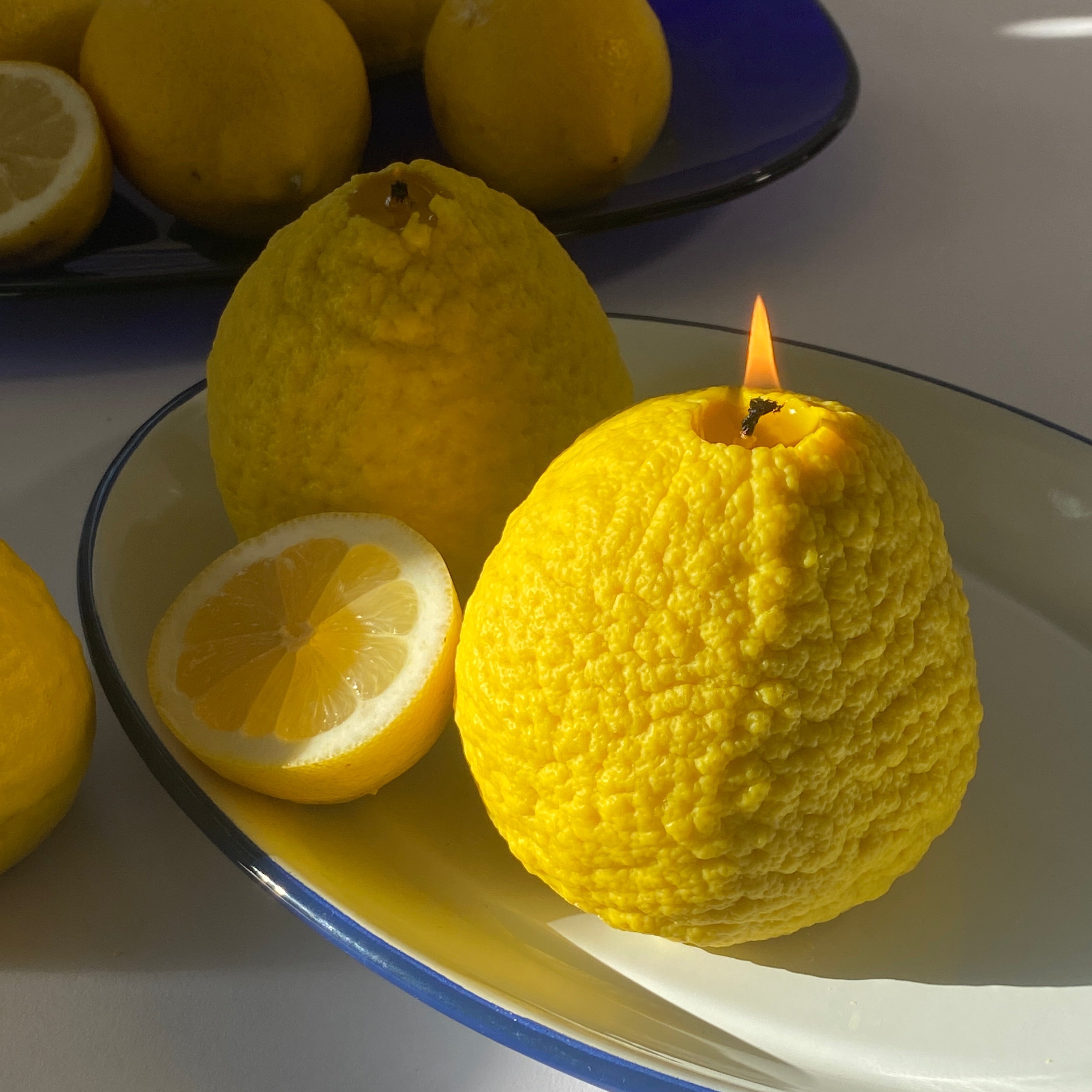 Large Ponderosa Lemon Candle