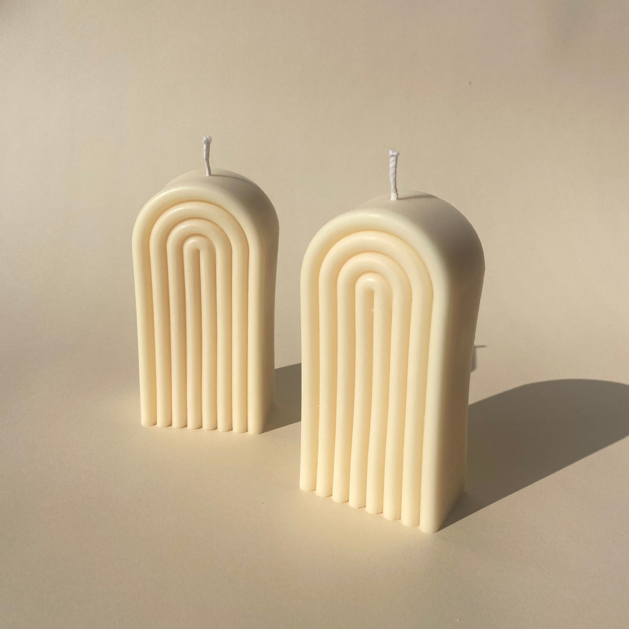 Small Arch Candle - White
