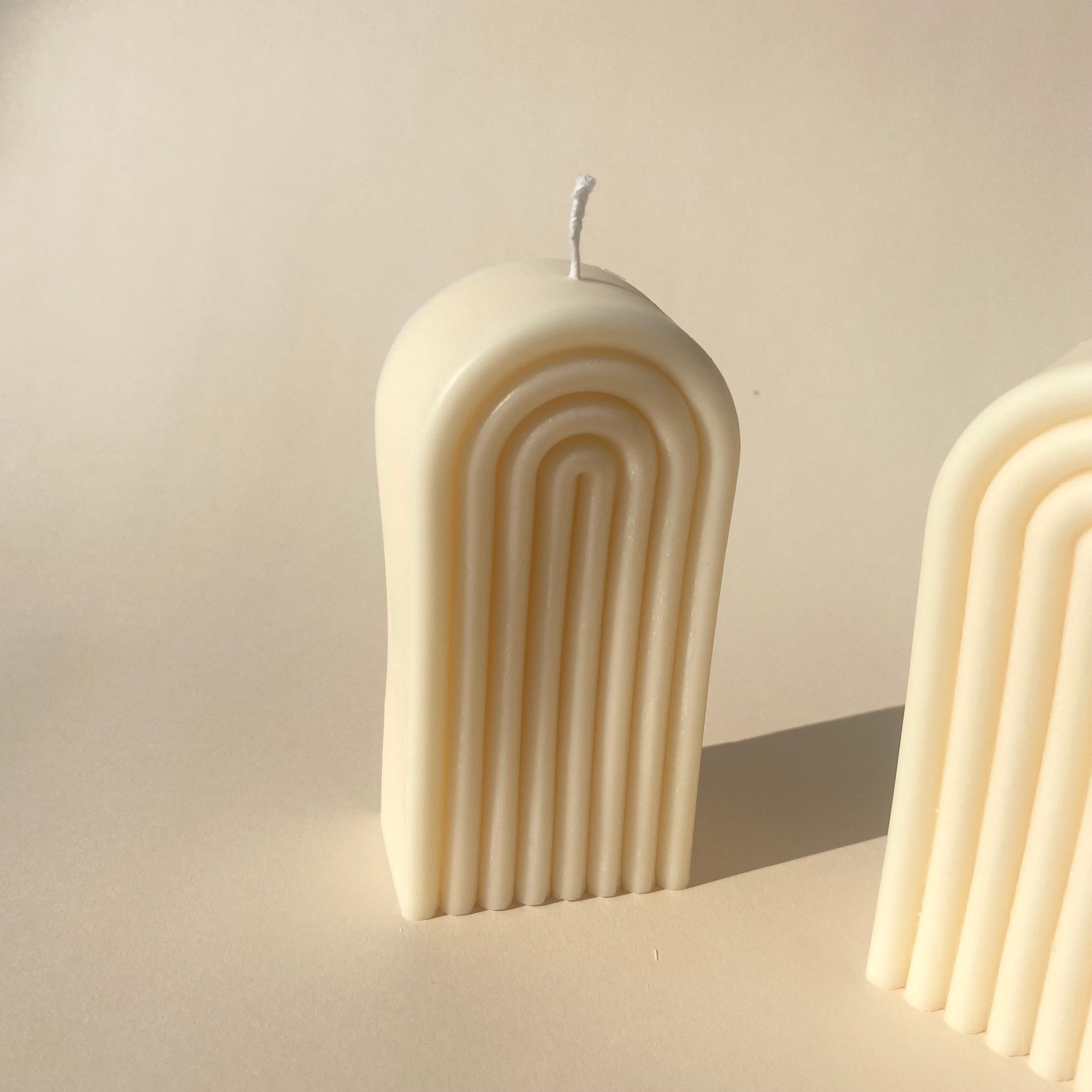 Small Arch Candle - White