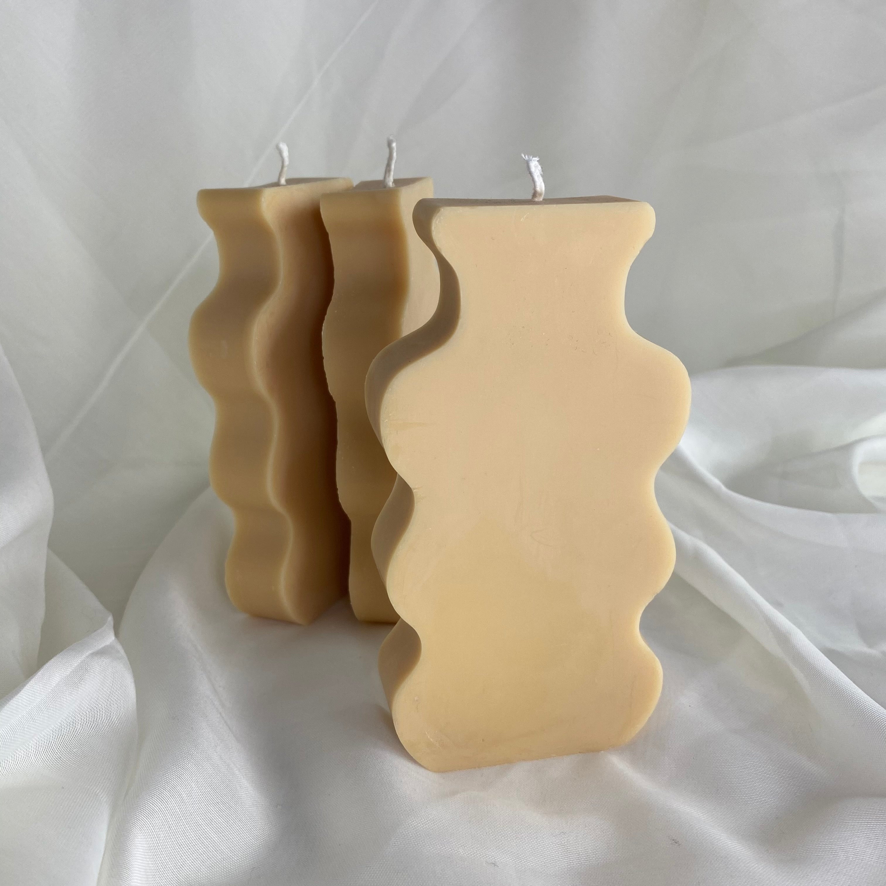 Wavy Vase - Creme